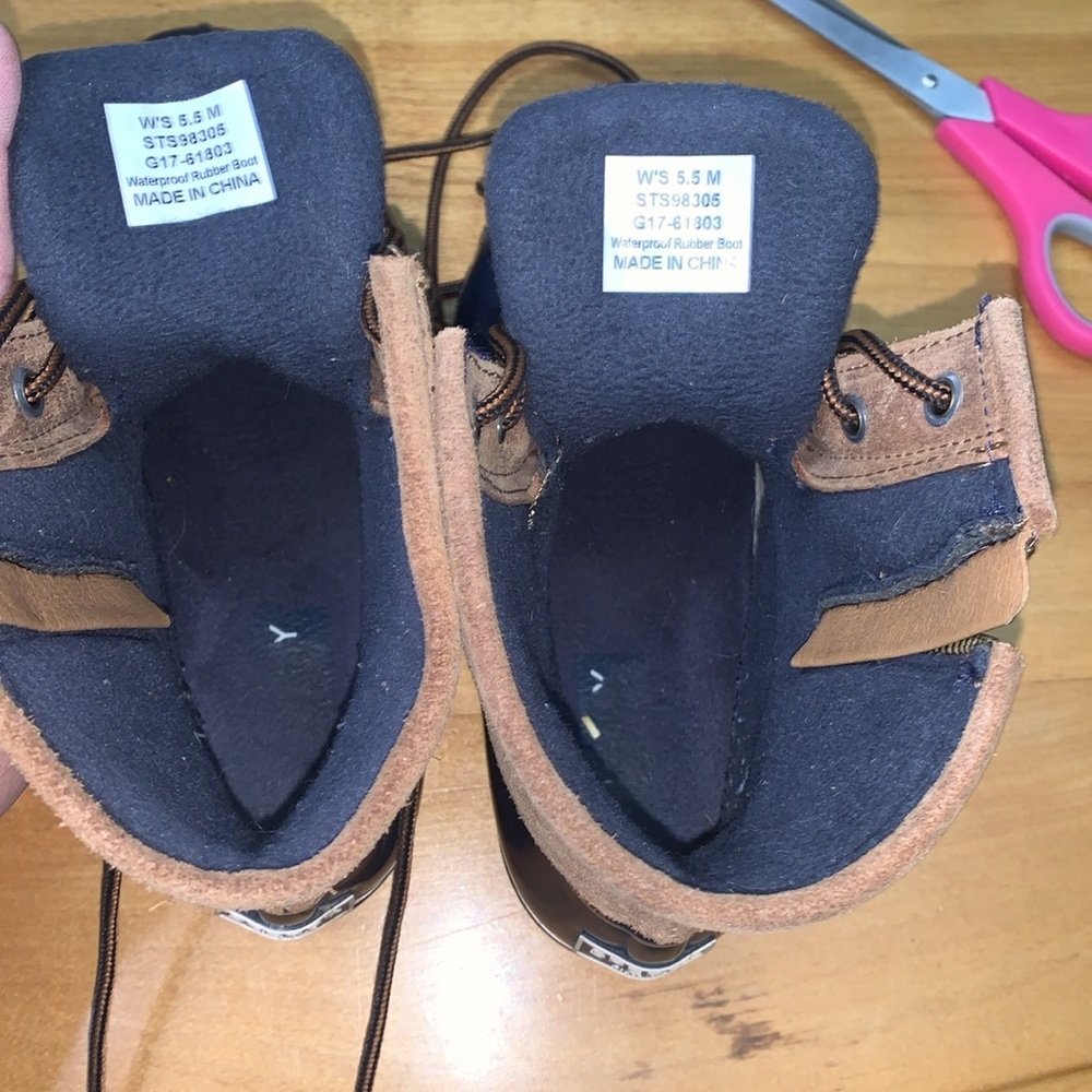 Sperry Top-Sider Women's Duck Boot Waterproof VGUC Size 5.5M STS 98305 Suede - Picture 8 of 12